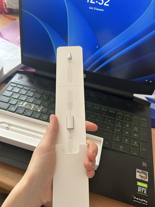 Apple pencil generația 1 lightning connector