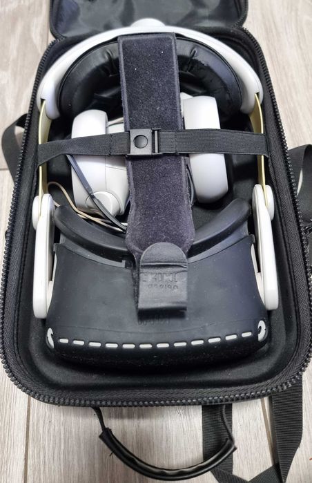 Шлем VR Oculus Quest 2