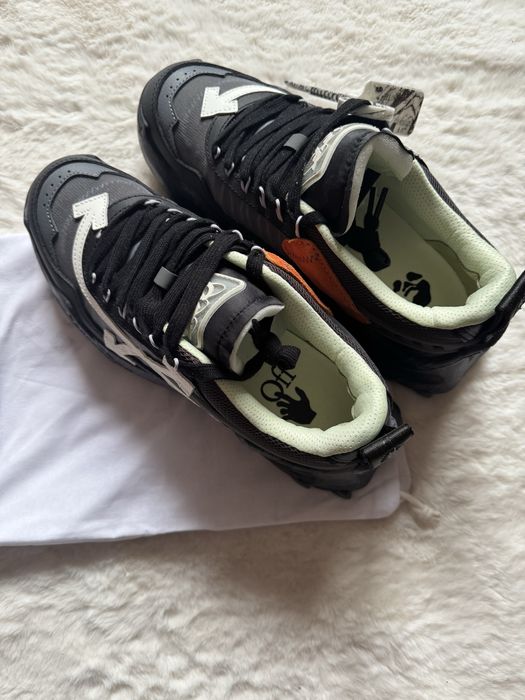 Off White ODSY 1000