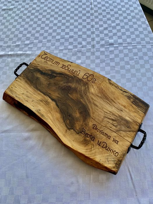 Плата, Подноси от орех с дръжки от рога!