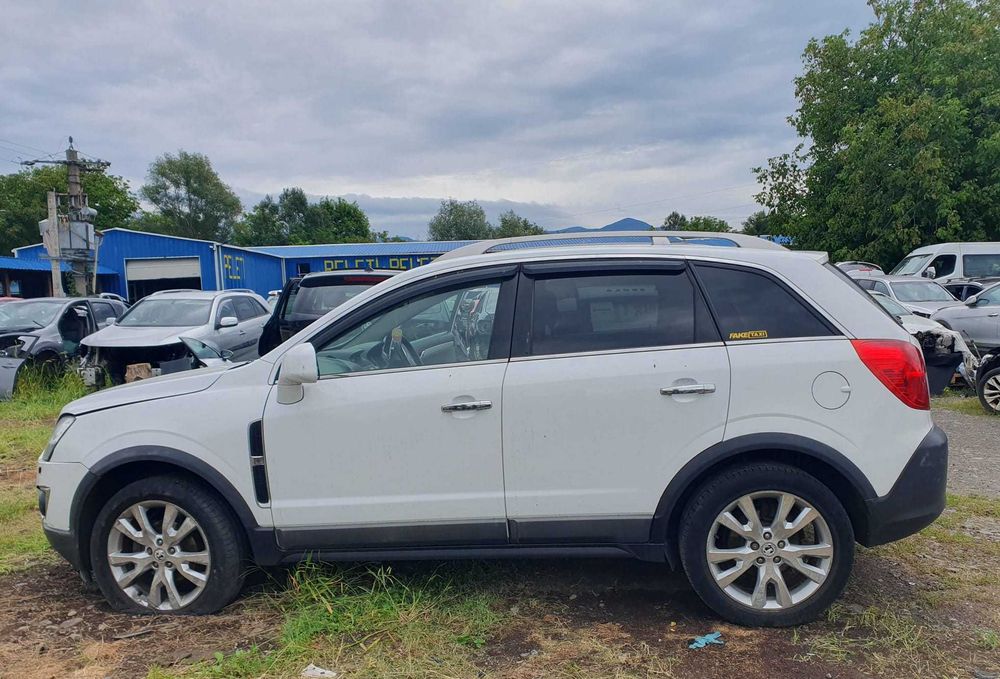Dezmembrez Opel Antara 2.2CDTI S/S 4x4 2012