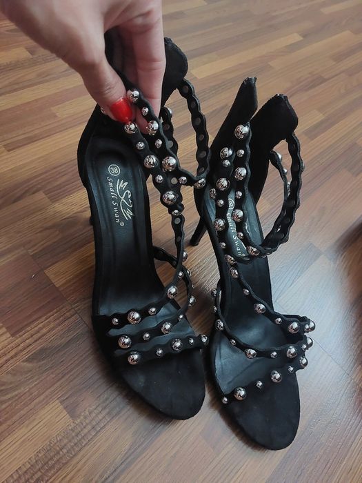 Lot 4 perechi sandale marimea 38