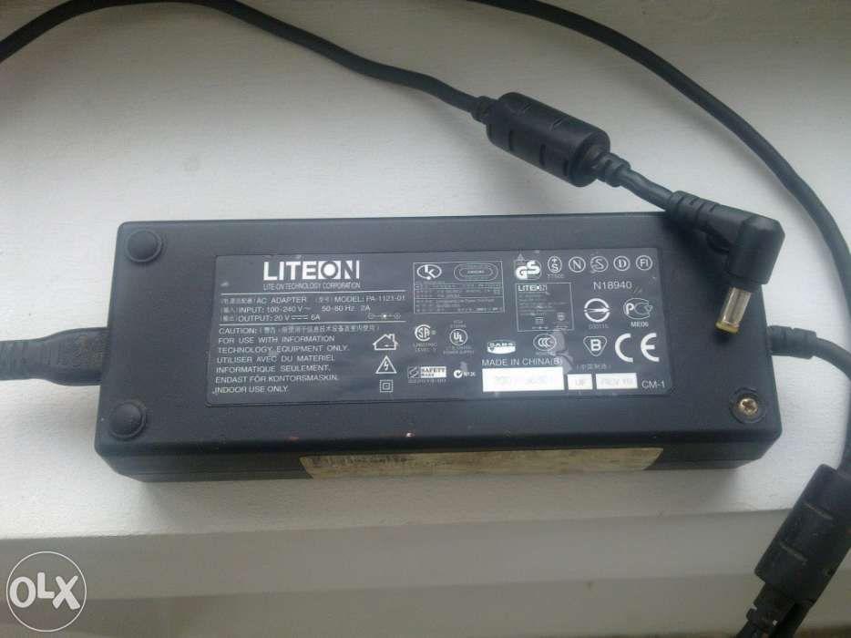 Laptop Fujitsu Siemens Amilo D7850