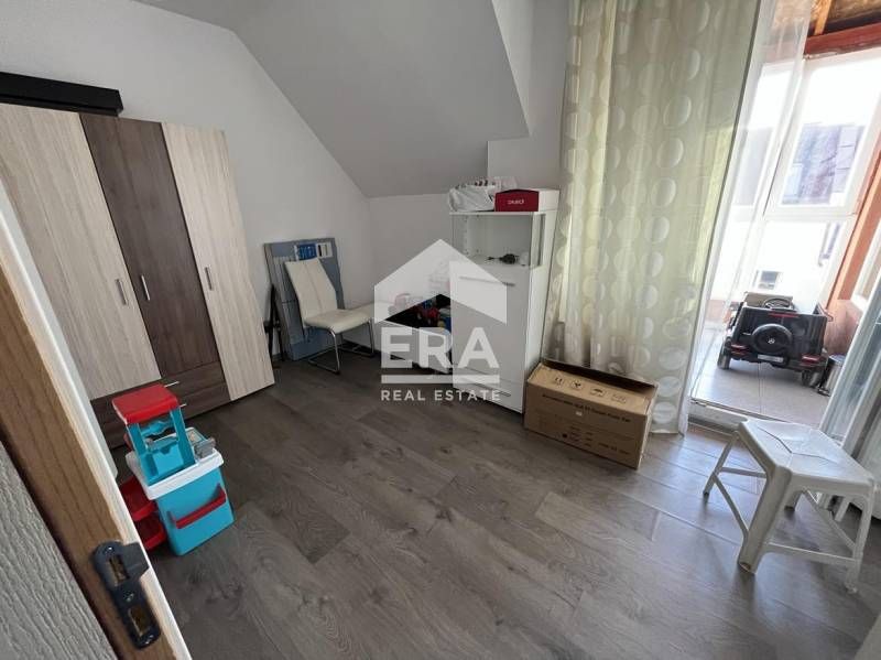 Дава се под наем Тристаен апартамент в Варна, Възраждане 1 - 85 кв.м за 460 € - Снимка #4