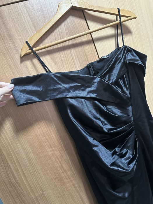 Дамски нови рокли