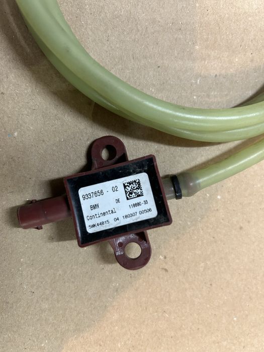 Senzor pietoni / pedestrian Bmw G30 G31 seria 5