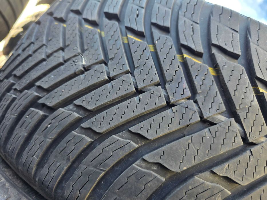 2бр Всесезонни гуми 205 45 17 - Nokian