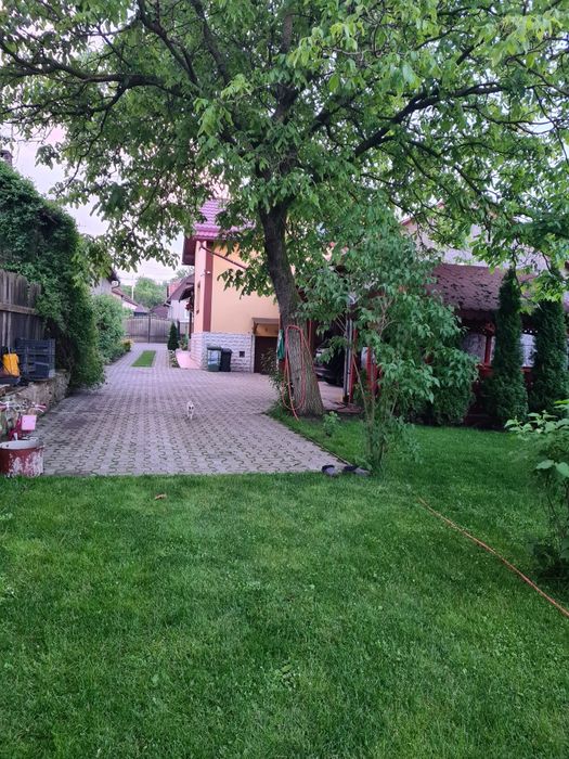 Vand sau schimb!     Casa de vanzare cu 7 camere ,bucătărie,doua bai,g