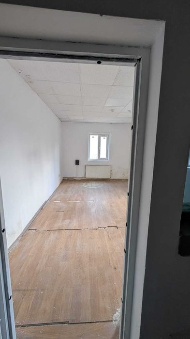 INCHIRIEZ Spatiu Comercial - Sobarilor