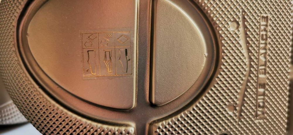 Оригинални маркови дамски маратонки/ сникърси VOILE BLANCHE - 36 номер