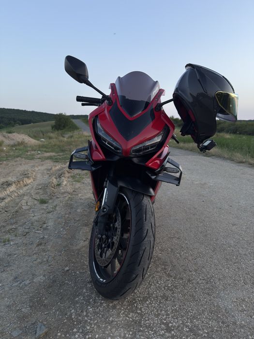 Vand Honda CBR650R, model 2023