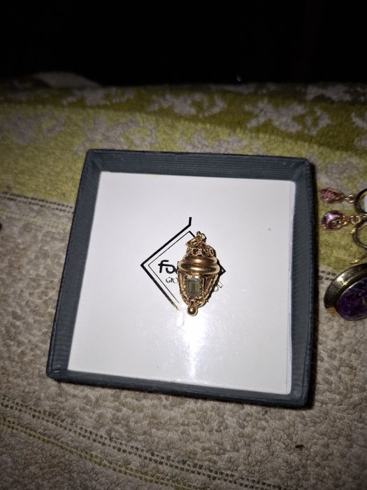 Aur 18k și 14k..