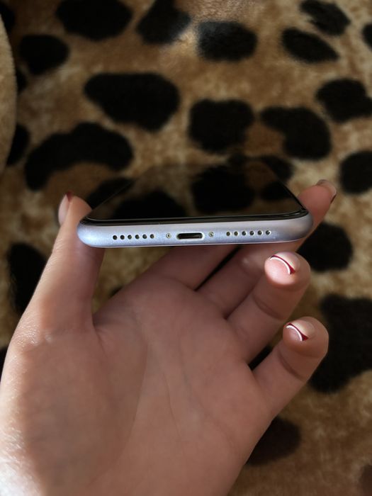 Iphone 11, 64 GB, 82%