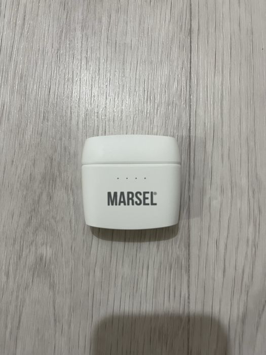 Продам наушник Marsel J8