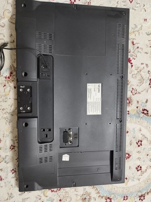 Продам телевизор Vestel 32" б/у