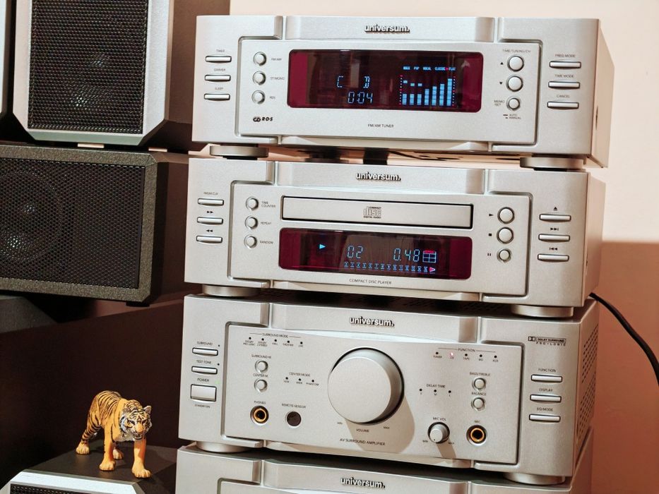 Universum VTC/MASTER VU-4085 Luxury Series. Vârf de gamă. Superb !