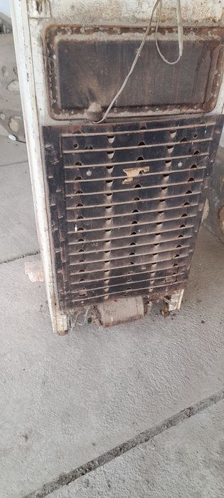 Музлаткич сср сотилади