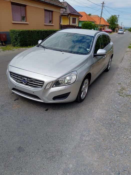 VOLVO V60 2013 — imagine 5