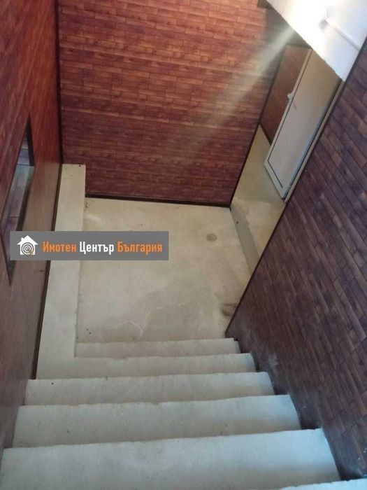 Дава се под наем Склад в София, Слатина - 196 кв.м за 175000 € - Снимка #3