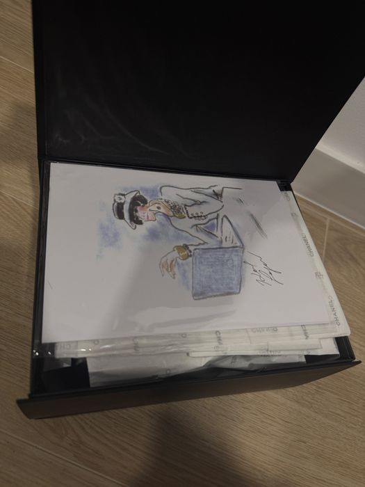 Chanel make up bag vip gift