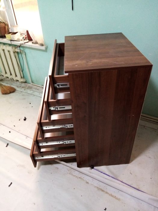 Камод сотилади ва прихожая