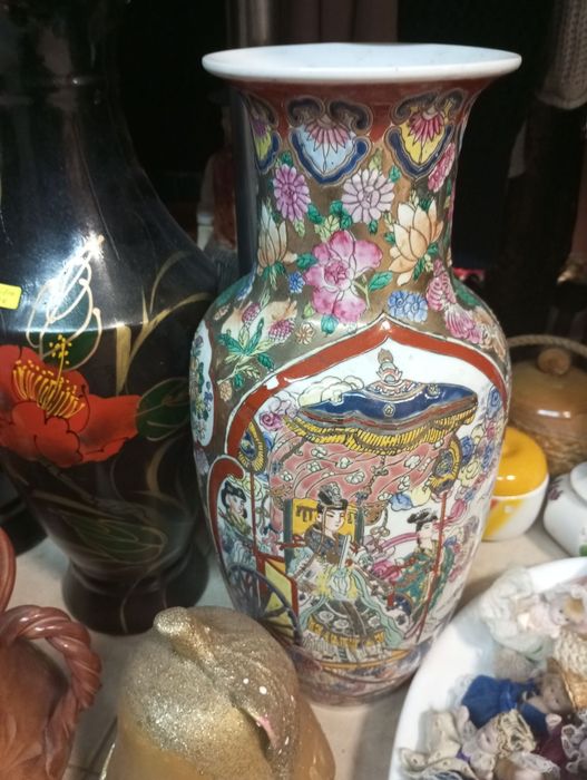 Разпродажба вази