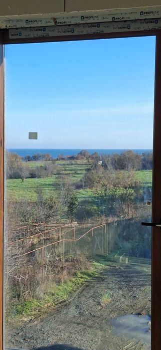 Студио в новострояща се малка бутикова сграда с акт 15.