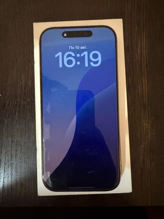 Продам айфон 16про 128