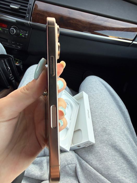 Айфон 16Pro 256гб емкость 91