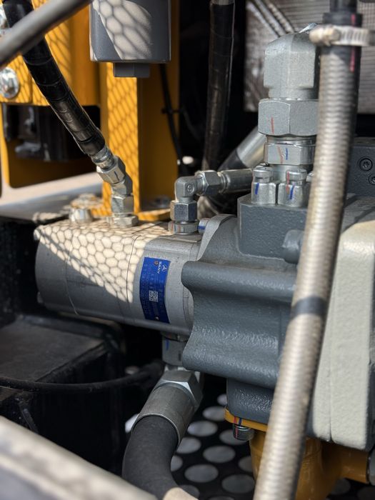 SANY SY65W колесный экскаватор в наличии