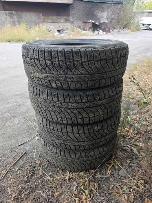 Продаю зимние шины 4 шт
