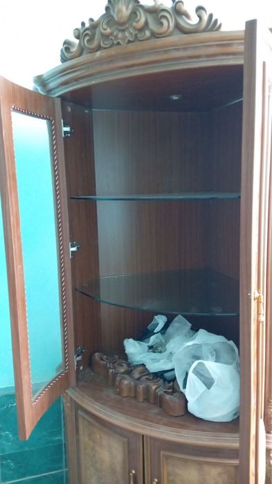 Мебель сотилади
