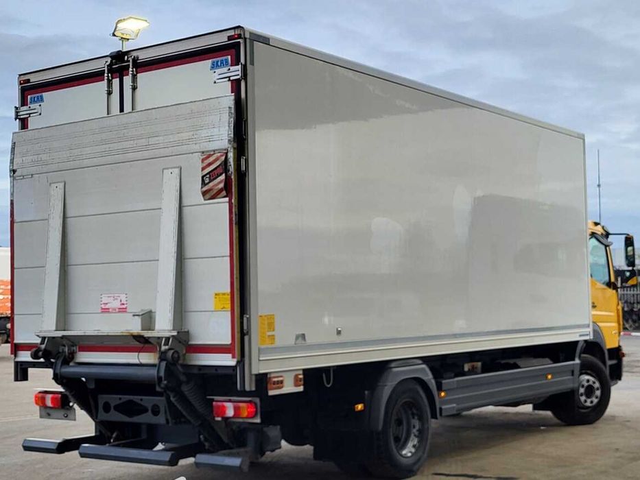 Холодильник грузовик Mercedes Atego 1524 4X2 Skab Specialkarosser AB