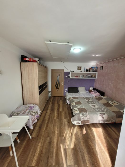 Proprietar vând garsoniera în Astra preț 61.500