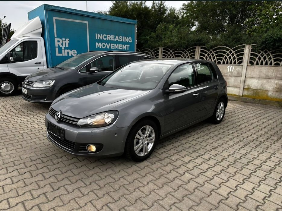 Volkswagen Golf 6 - 1.4 TSI 160CP - Alcantara * Senzori * Pilot Aut.