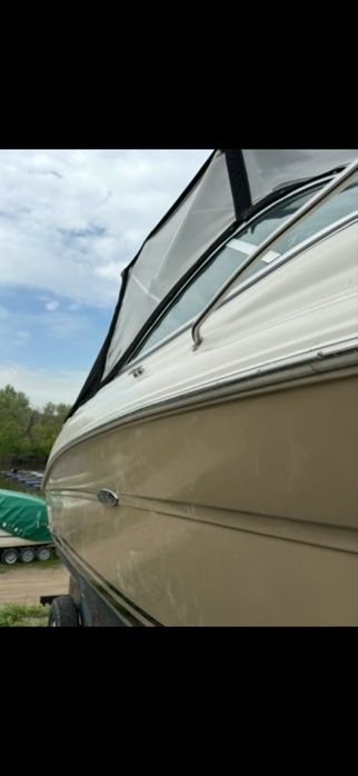 Катер SeaRay 215