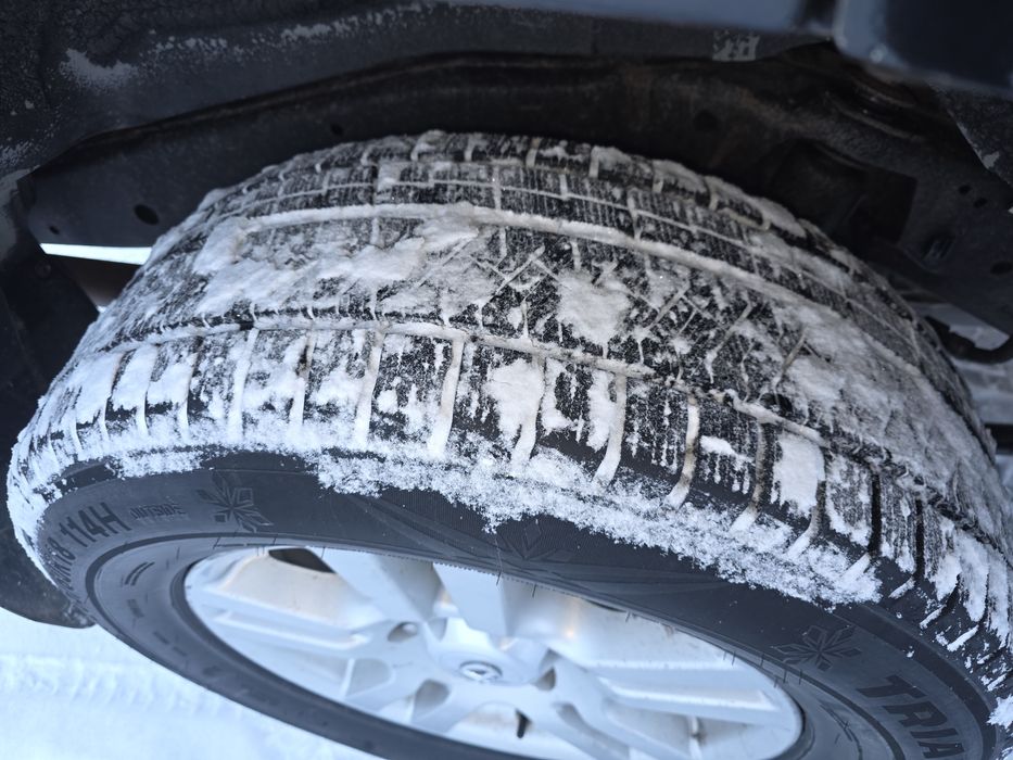 Продаётся лэндкрузер прадо 150.