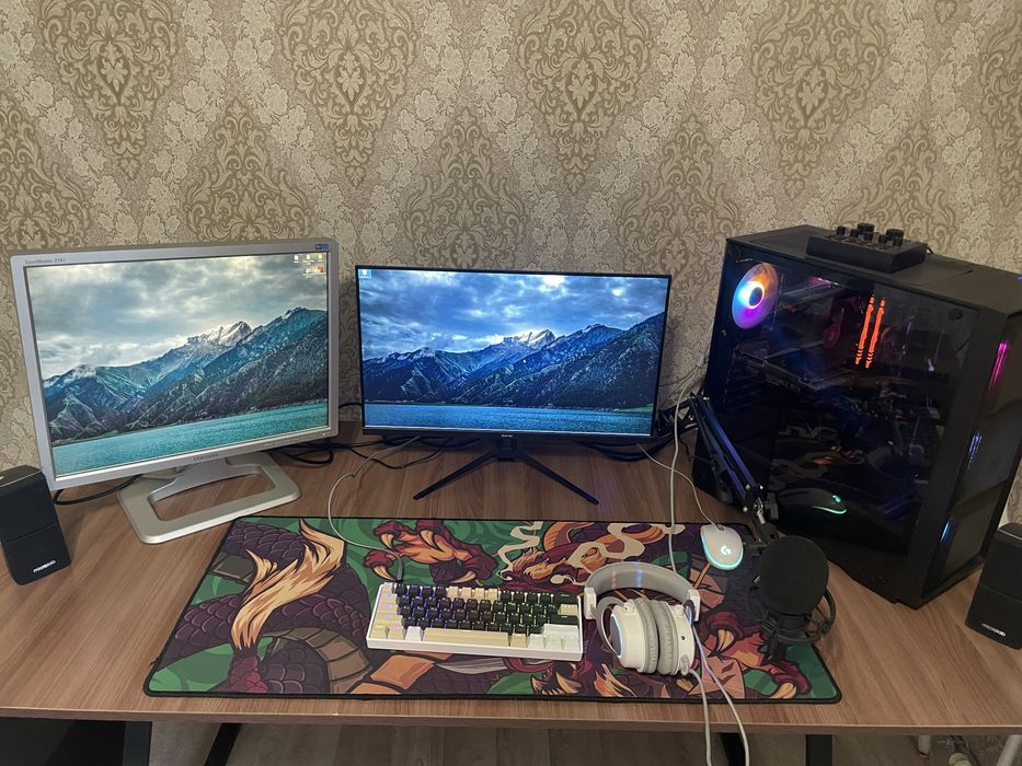 Игровой компьютер/Игровые девайсы/2 Монитора/ Саббуфер и 2 колонки.