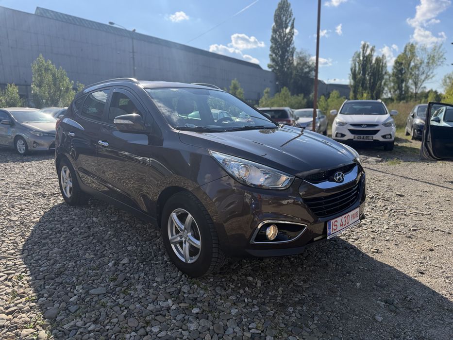 HYUNDAI ix35 2011 — imagine 2