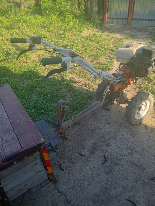 Vând motocultor 8,5c