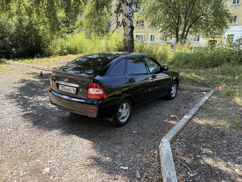 Лада приора 2172