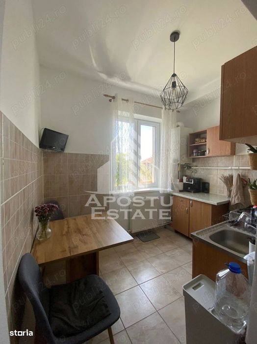 Apartament cu 2 camere de vanzare,decomandat, Zona Aeroport Timisoara