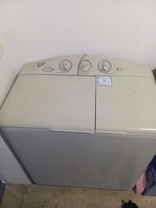 Продам стиральную машину