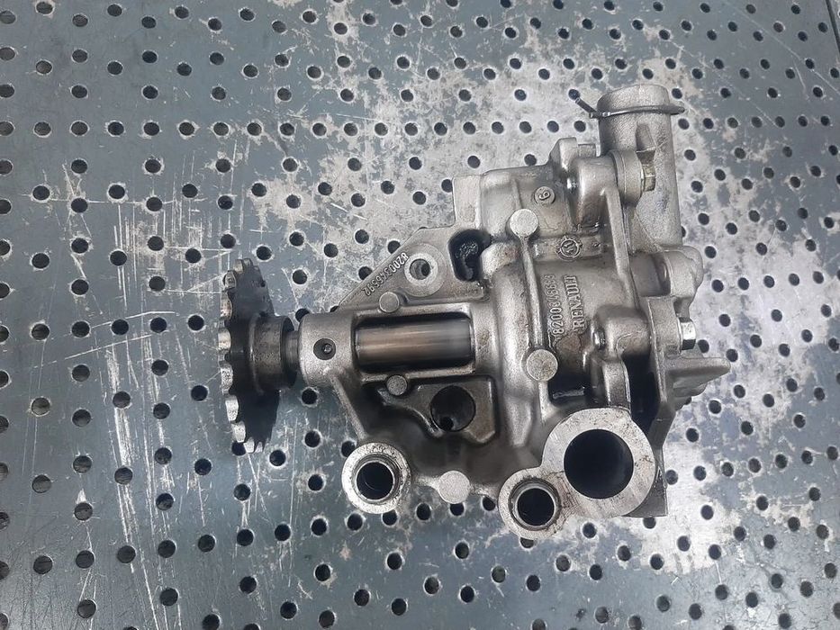 pompa ulei  2.0 dci m9r  renault laguna 3 trafic 2 scenic 2  8200345633  8200346592