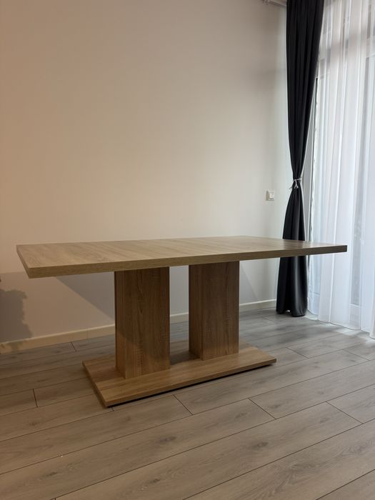Masă dining 160x90 cm, aspect lemn, design modern
