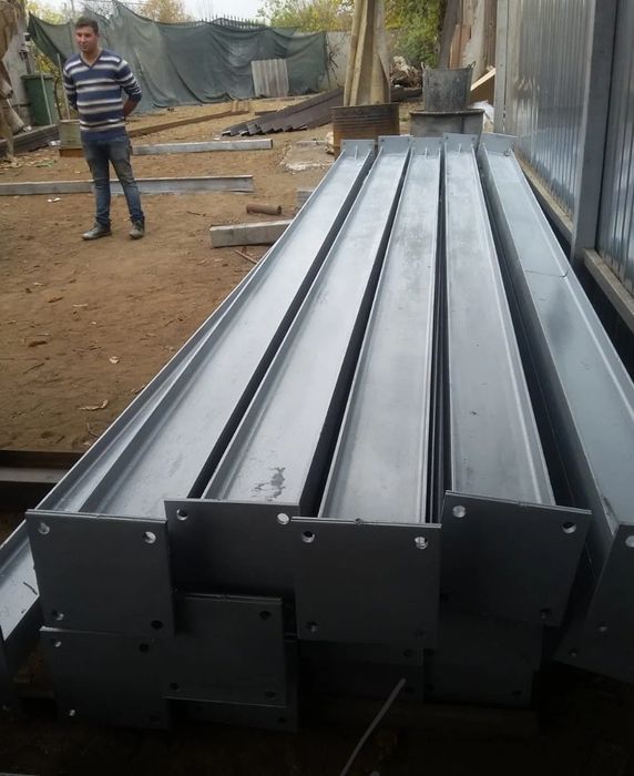 Vând schimb structura metalica confecționată din profil ipe 12X25X5
