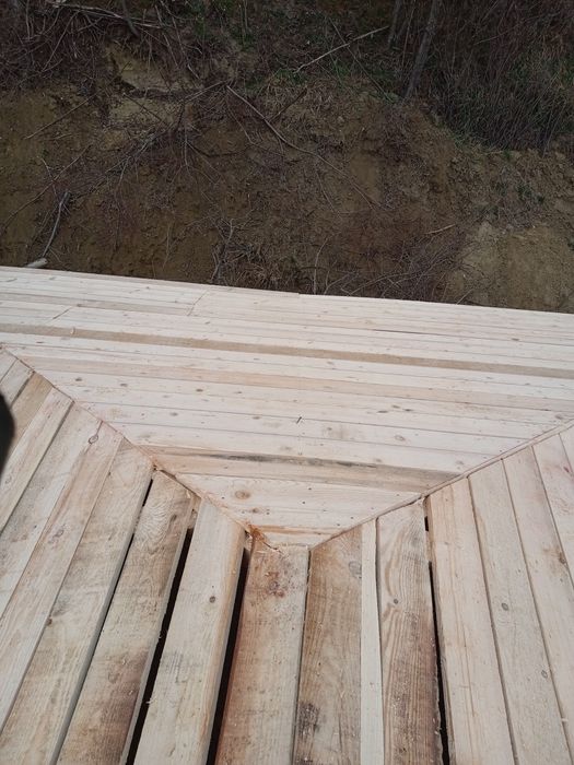 Execut acoperișuri dulgherie