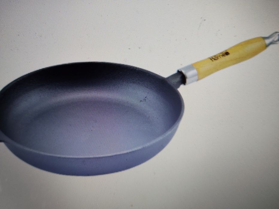 Tigaie fontă pură 30 cm Ofertă 95 lei