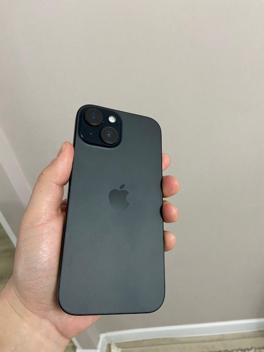 Продаю iPhone 15