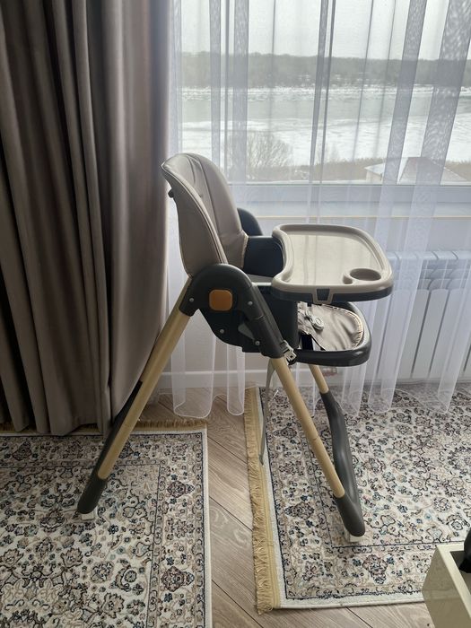 Стул для кормления